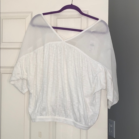 White Casual T-Shirt - Picture 3 of 8